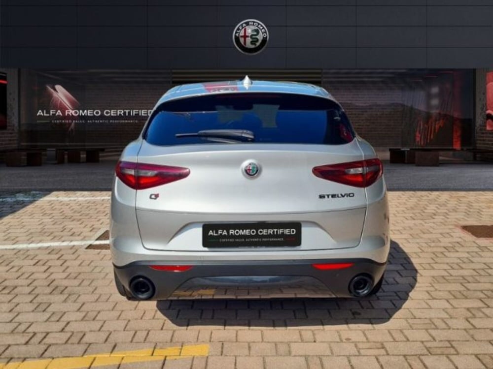 Alfa Romeo Stelvio usata a Monza e Brianza (5)