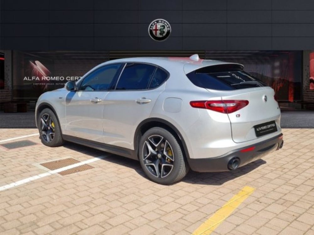 Alfa Romeo Stelvio usata a Monza e Brianza (7)
