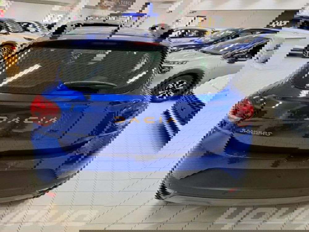 Dacia Sandero Stepway nuova a Napoli (4)