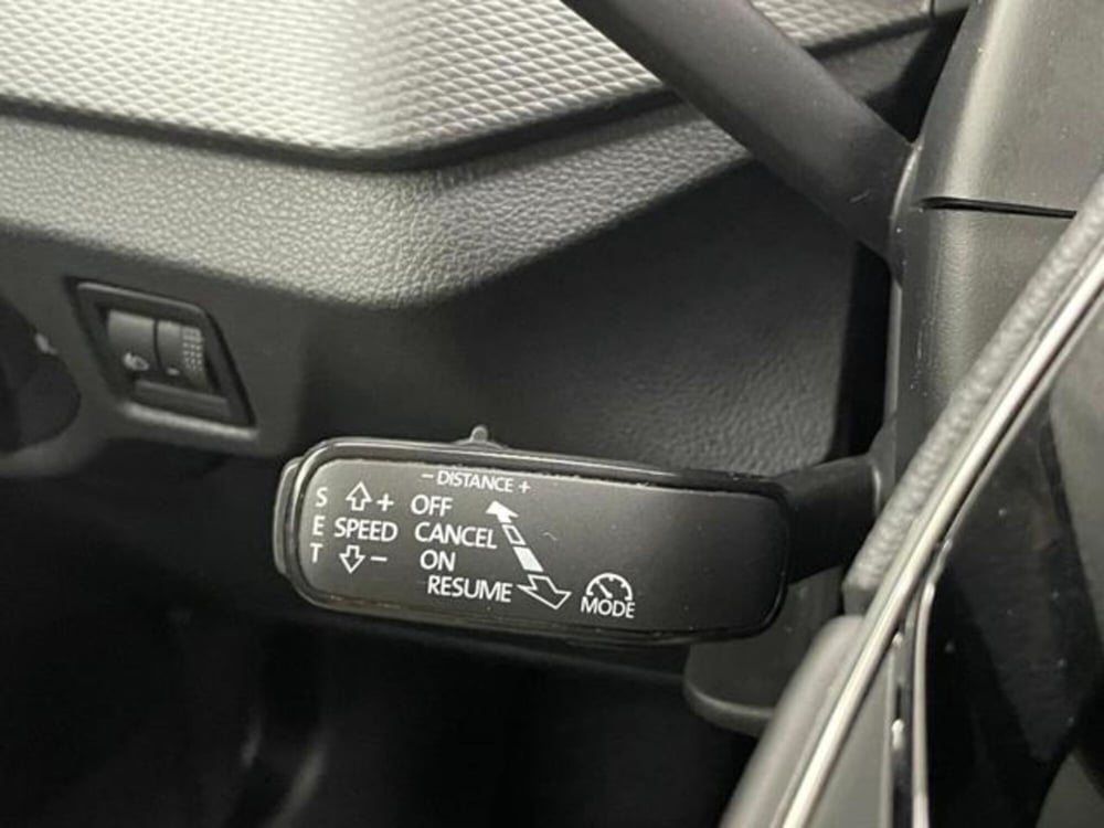 Skoda Kamiq usata a Como (12)