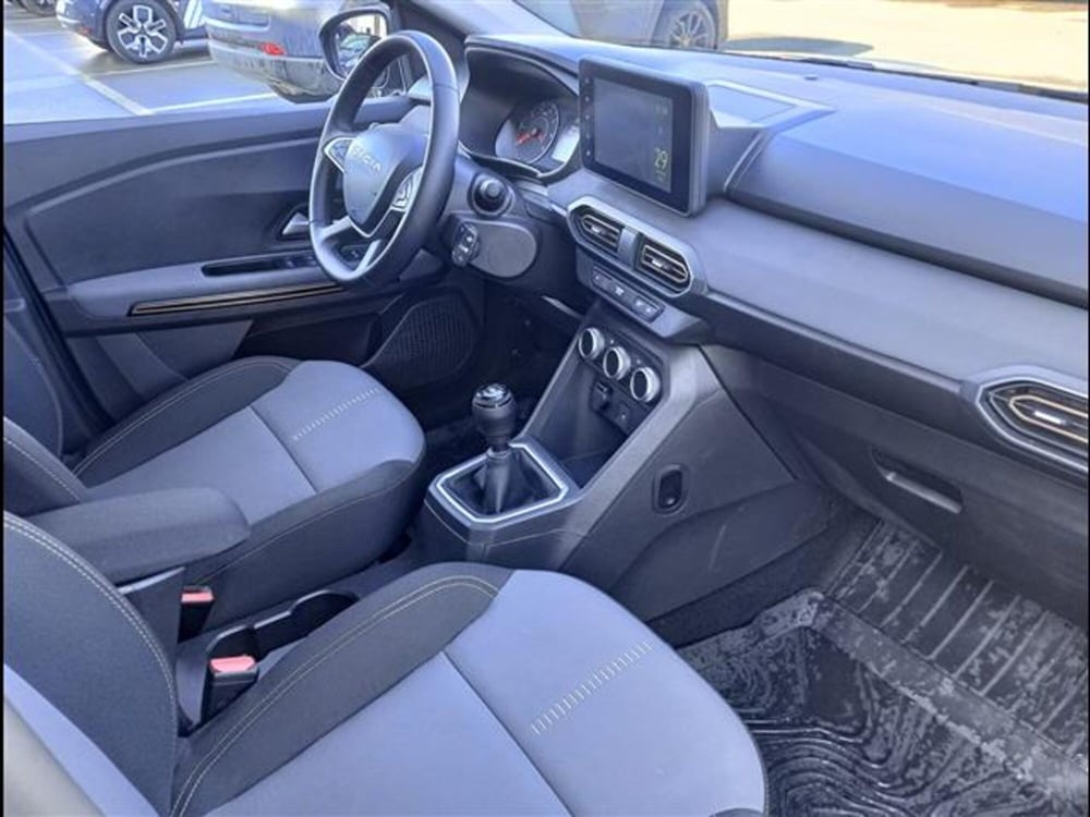 Dacia Sandero Stepway nuova a Aosta (13)