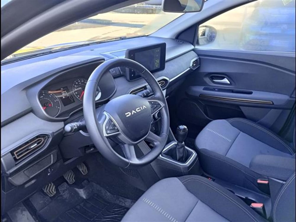 Dacia Sandero Stepway nuova a Aosta (14)