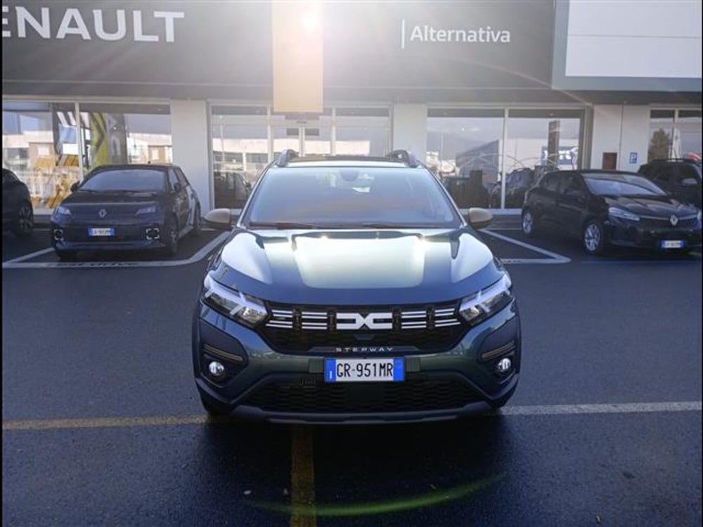 Dacia Sandero Stepway nuova a Aosta (2)