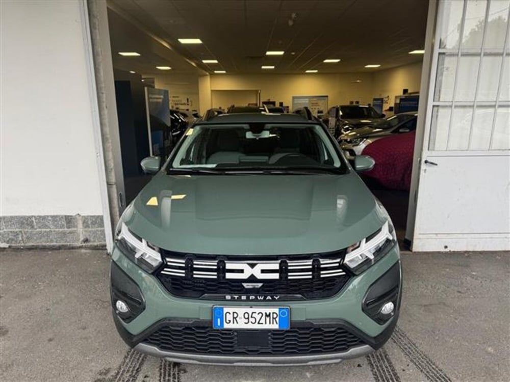Dacia Sandero Stepway nuova a Aosta (2)