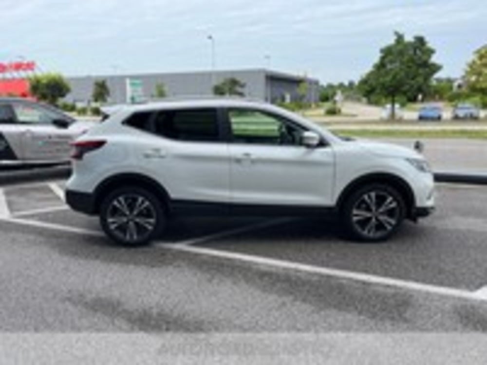 Nissan Qashqai usata a Udine (4)