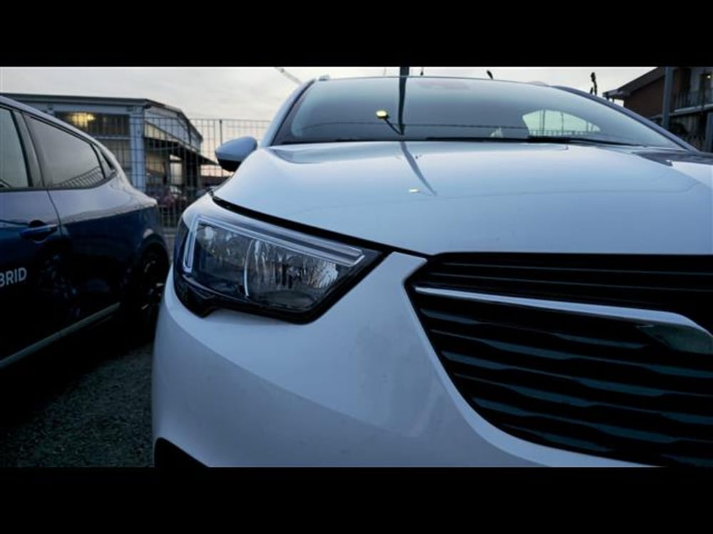 Opel Crossland X usata a Aosta (4)