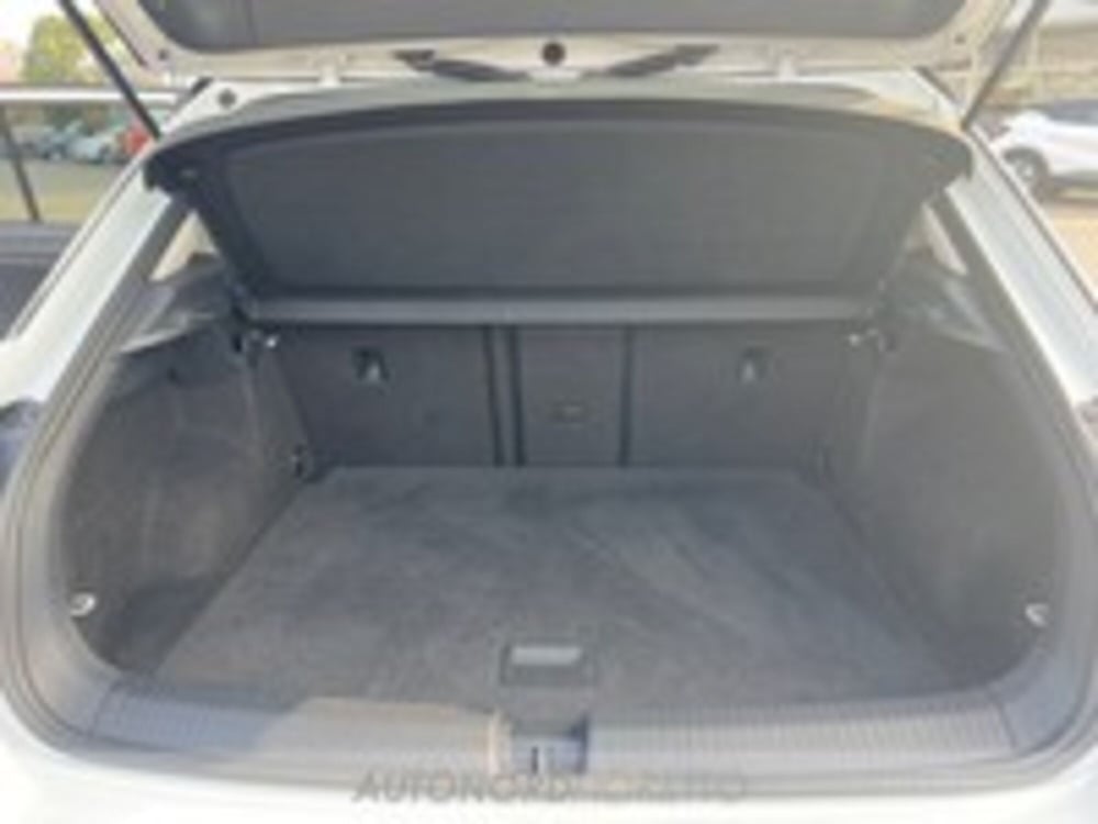 Volkswagen T-Roc usata a Udine (15)