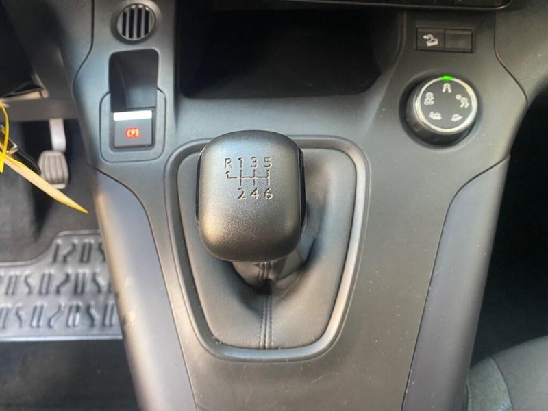 Peugeot Rifter usata a Torino (12)