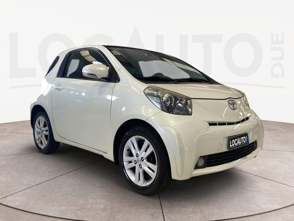 Toyota iQ usata a Torino (2)