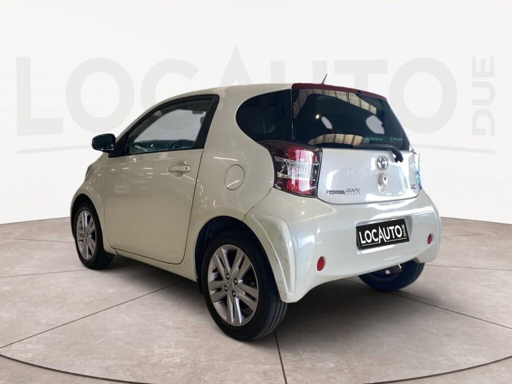 Toyota iQ usata a Torino (4)