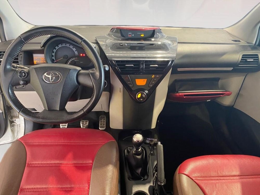 Toyota iQ usata a Torino (5)
