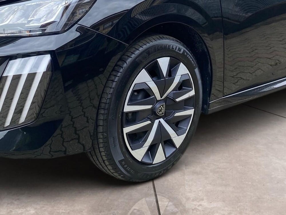 Peugeot 208 nuova a Torino (15)