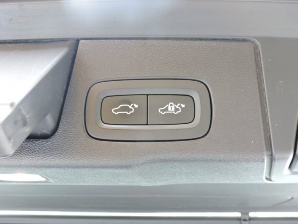 Volvo XC60 usata a Firenze (7)