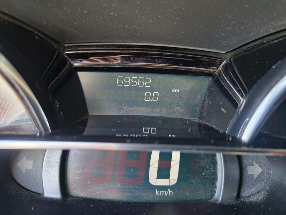 Renault Clio usata a Firenze (11)