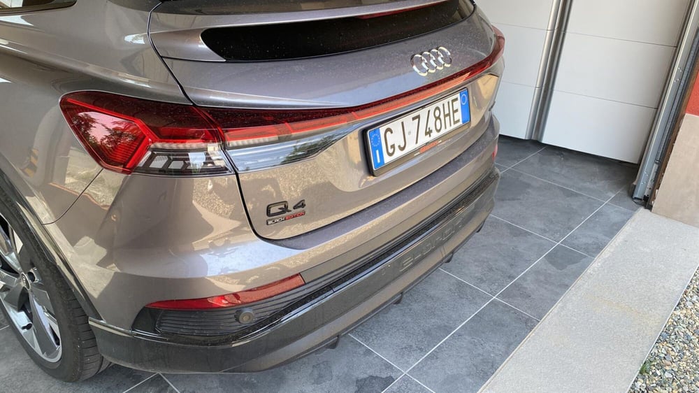 Audi Q4 Sportback usata a Alessandria (8)