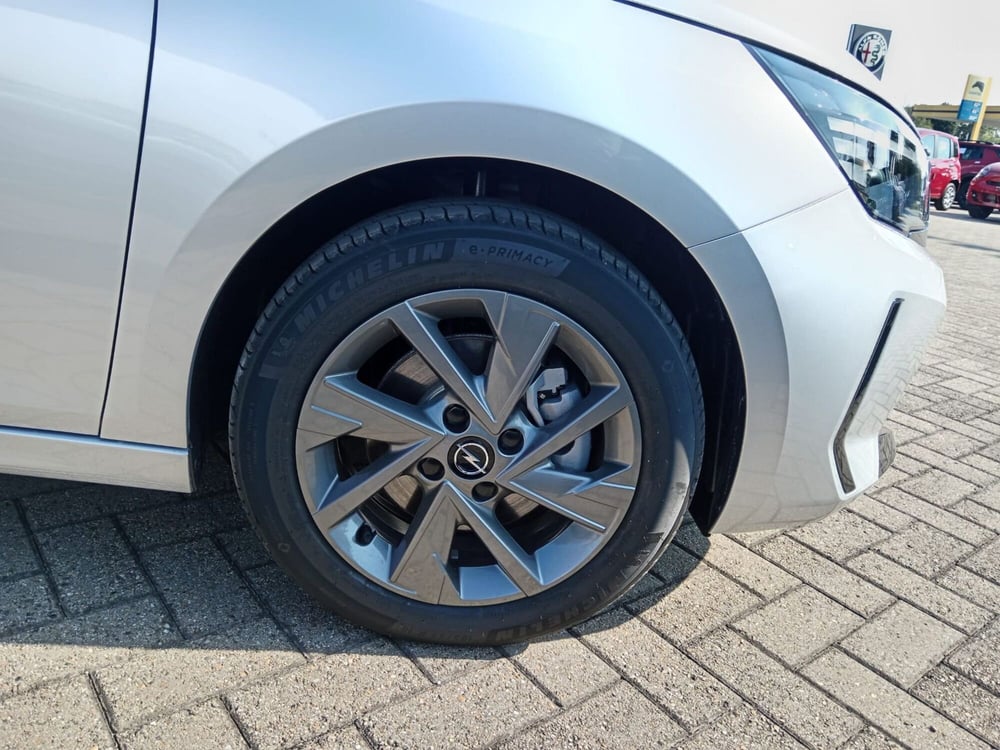 Opel Corsa nuova a Alessandria (8)