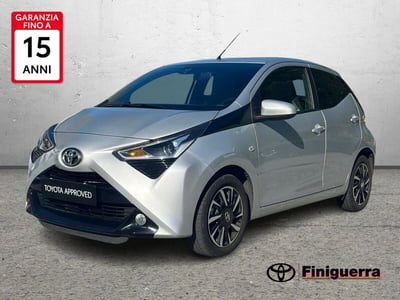 Toyota Aygo Connect 1.0 VVT-i 72 CV 5 porte x-you MMT del 2021 usata a Talamona