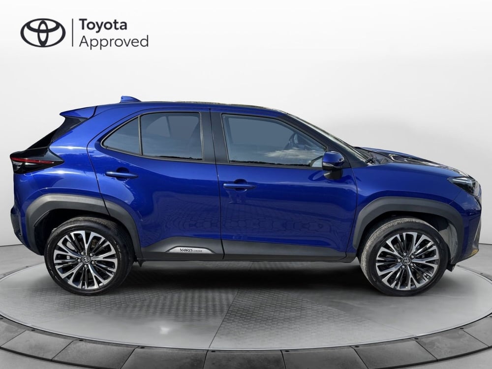 Toyota Yaris Cross usata a Como (13)