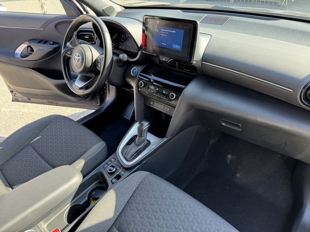 Toyota Yaris Cross usata a Como (6)