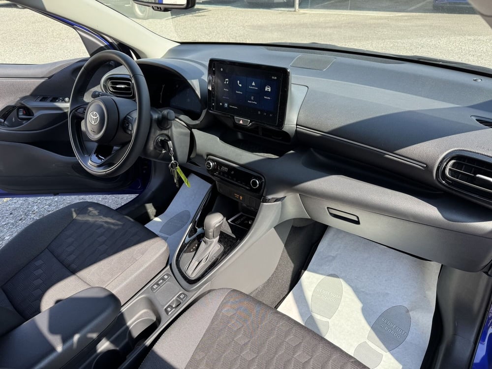 Toyota Yaris usata a Como (6)