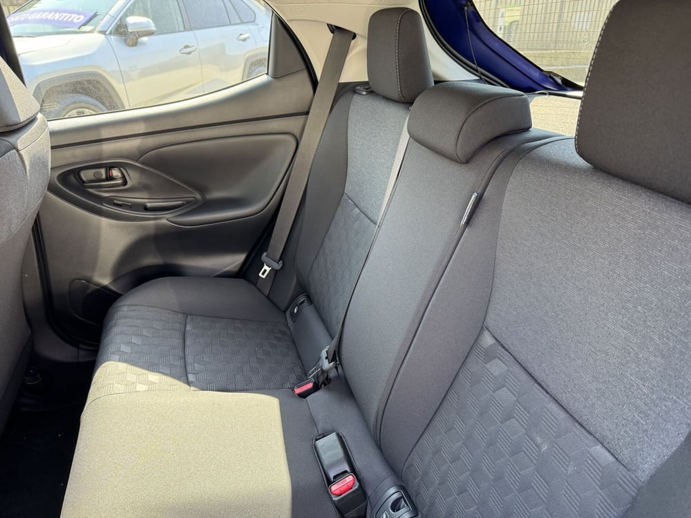 Toyota Yaris usata a Como (7)
