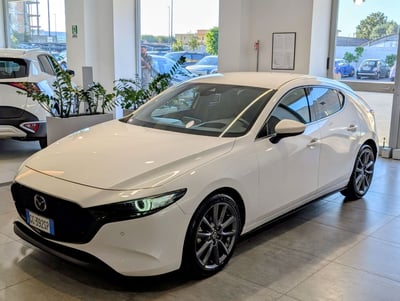 Mazda Mazda3 Hatchback 2.0L e-Skyactiv-X M Hybrid Exclusive del 2020 usata a Castellammare di Stabia