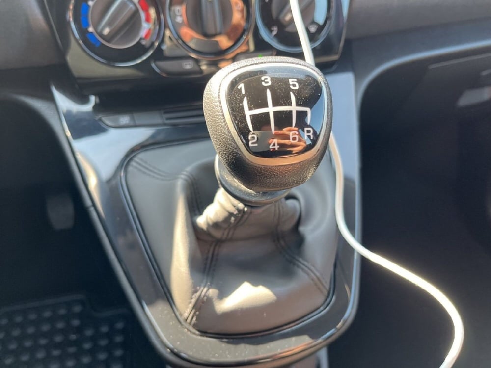 Lancia Ypsilon usata a Torino (15)