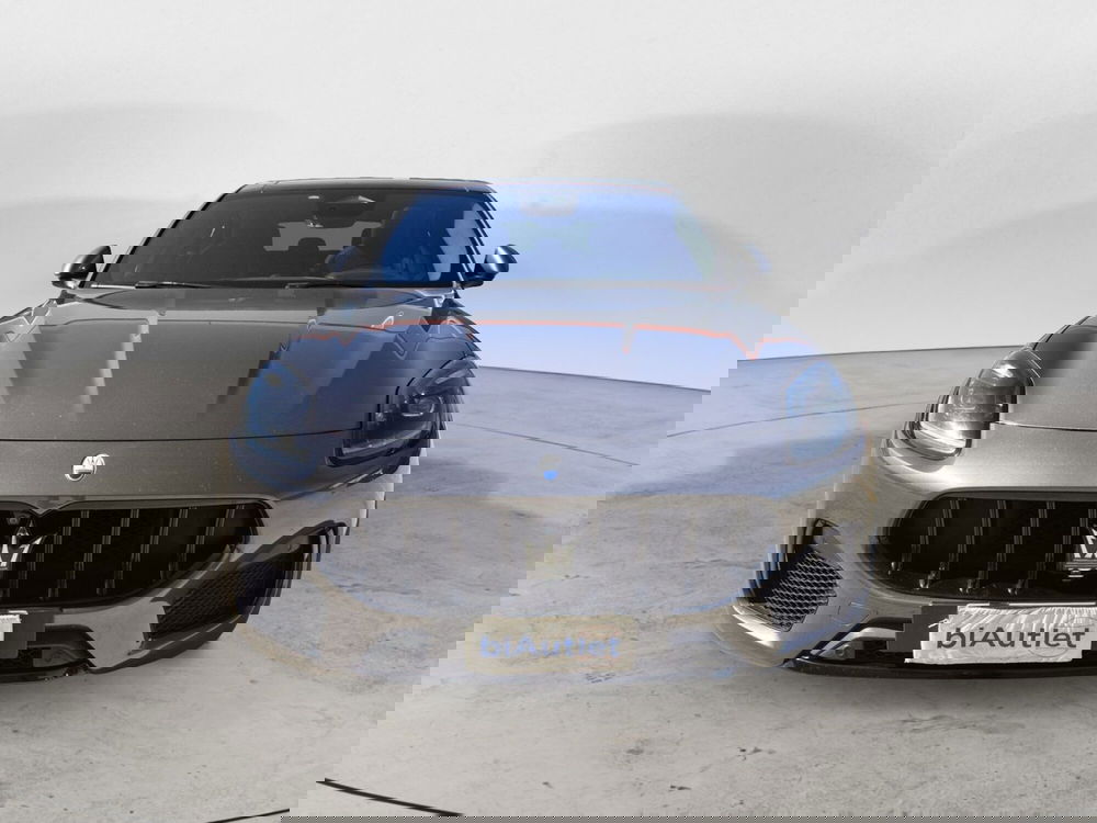 Maserati Grecale usata a Genova (2)