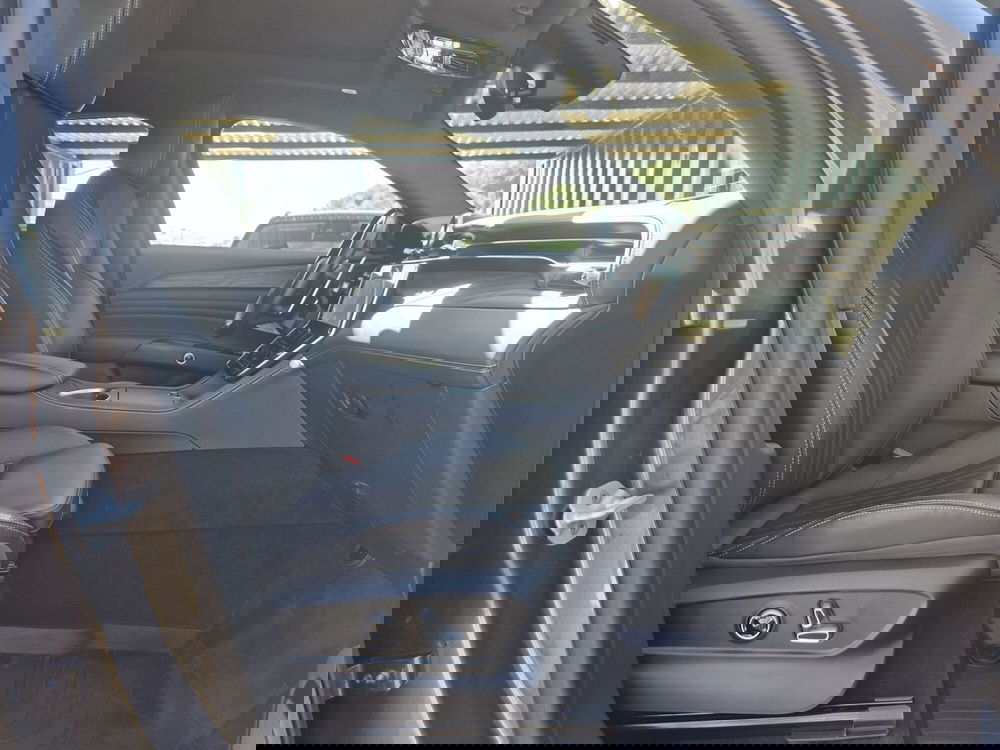 Maserati Grecale usata a Genova (9)