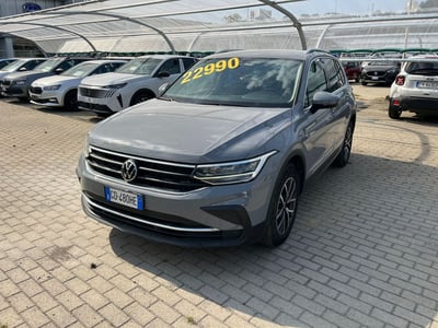 Volkswagen Tiguan 1.5 TSI ACT Life del 2021 usata a Milano
