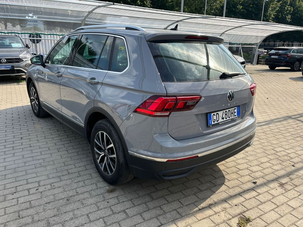 Volkswagen Tiguan usata a Milano (6)
