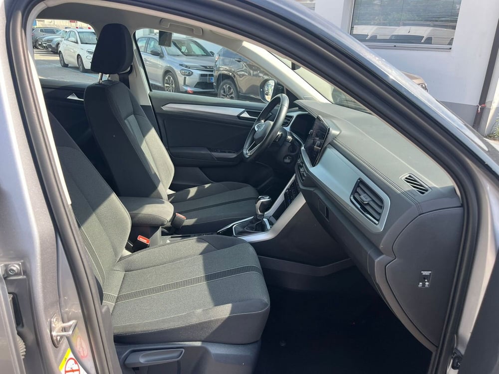 Volkswagen T-Roc usata a Milano (12)