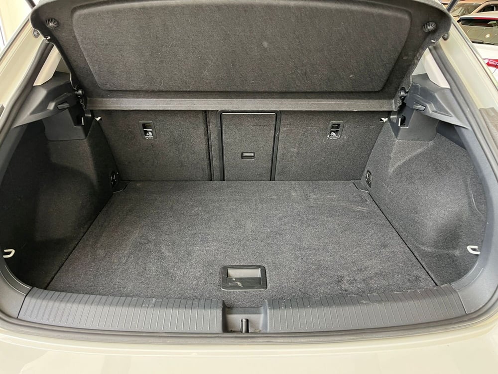 Volkswagen T-Roc usata a Milano (10)