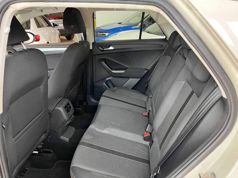 Volkswagen T-Roc usata a Milano (13)