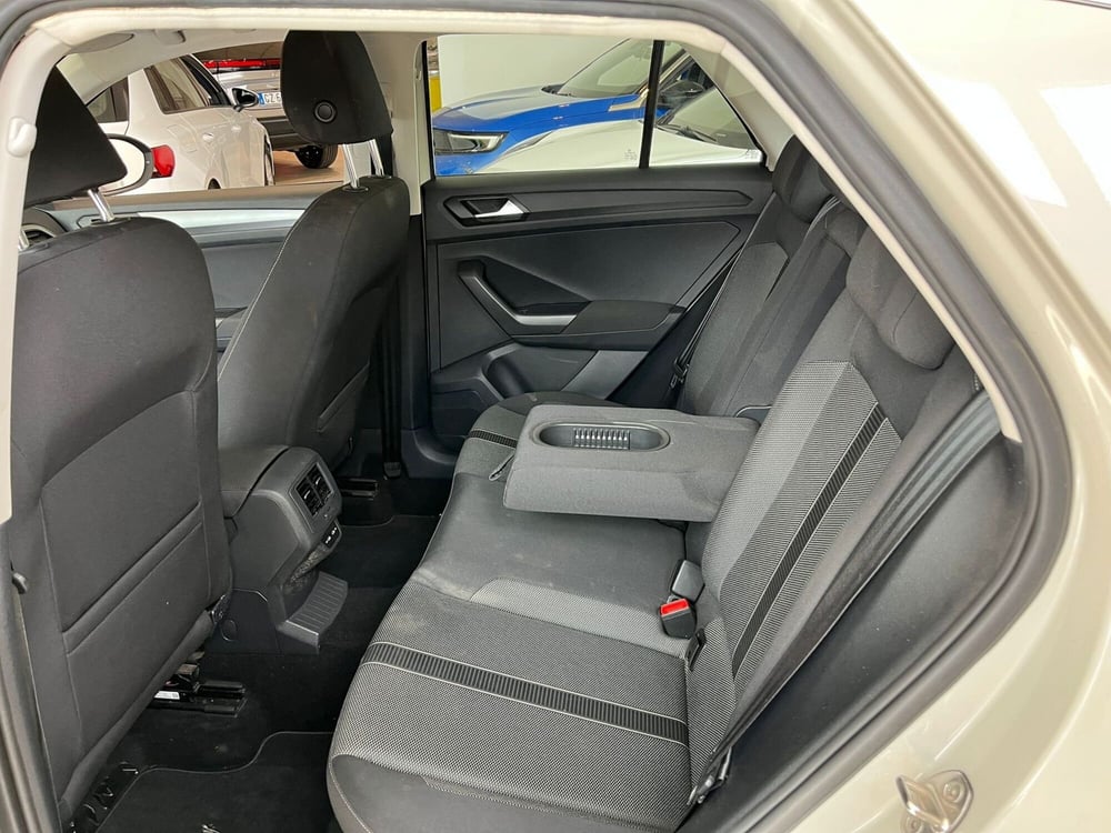 Volkswagen T-Roc usata a Milano (14)
