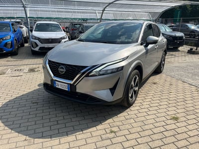 Nissan Qashqai 1.3 mhev N-Connecta 4wd 158cv xtronic del 2023 usata a Milano