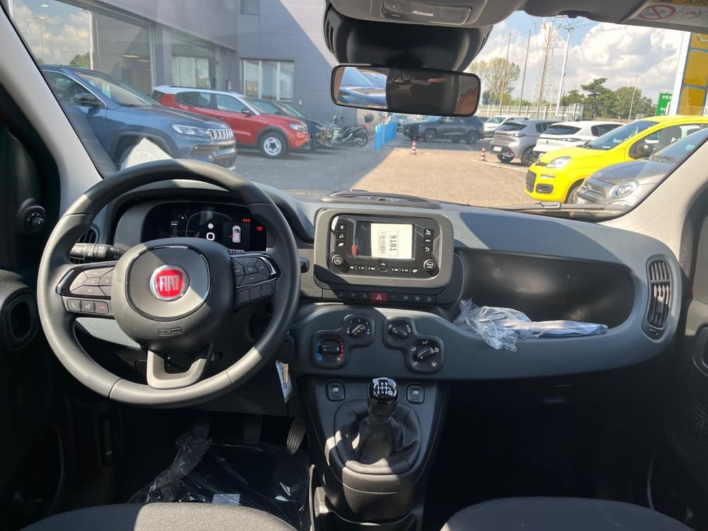 Fiat Panda Cross nuova a Milano (15)