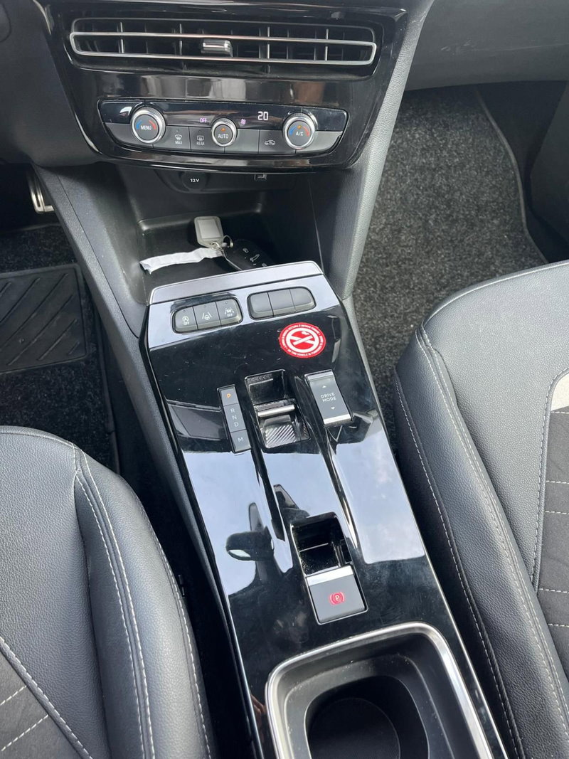 Opel Mokka usata a Milano (17)