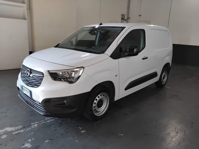 Opel Combo Life 1.5D 100 CV S&amp;S Edition Plus N1 del 2023 usata a Milano