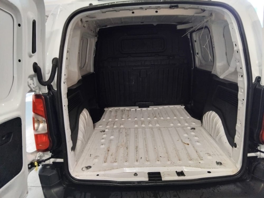 Opel Combo Life usata a Milano (10)