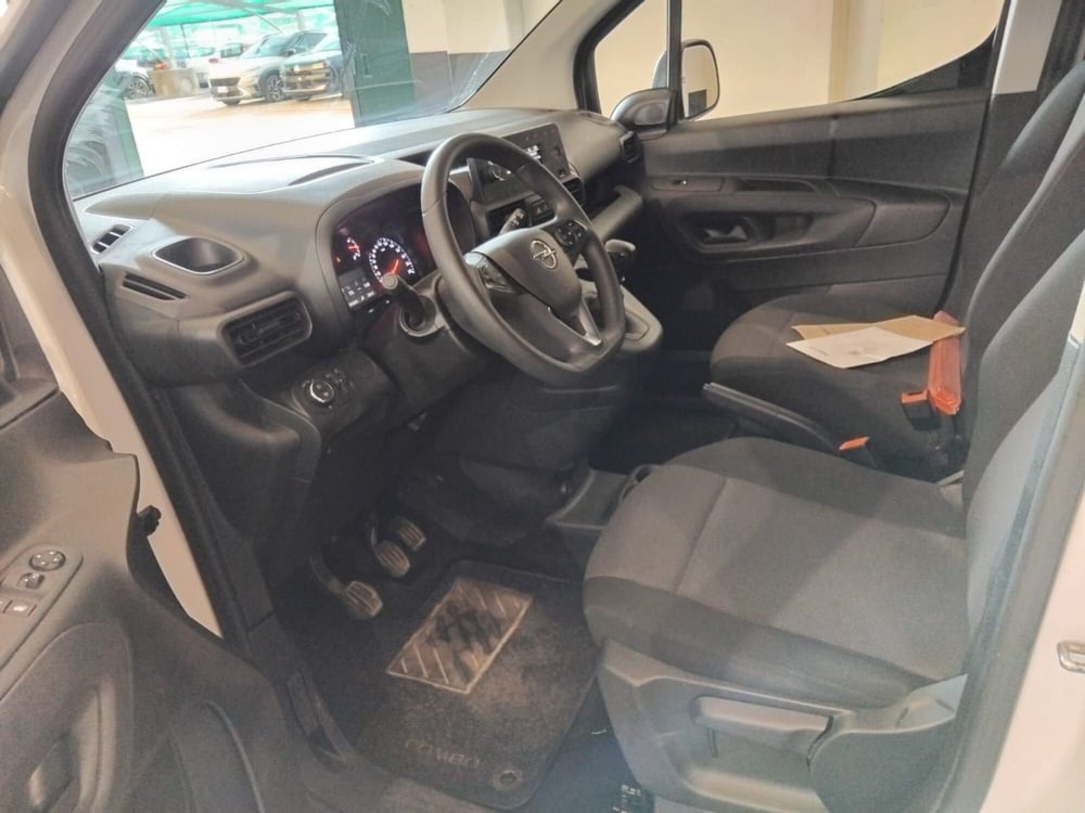 Opel Combo Life usata a Milano (12)