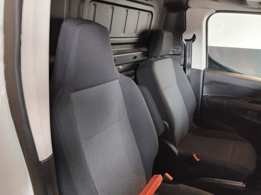 Opel Combo Life usata a Milano (13)