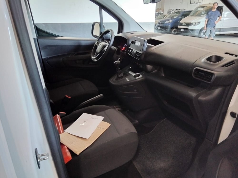 Opel Combo Life usata a Milano (14)