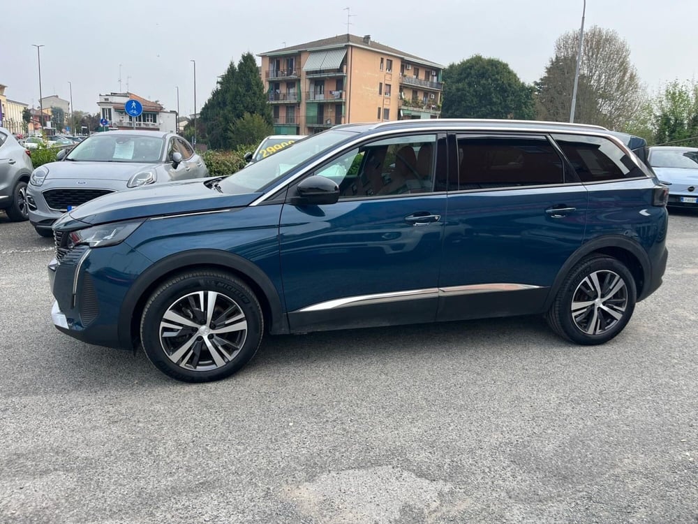 Peugeot 5008 usata a Milano (4)