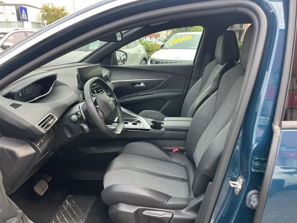 Peugeot 5008 usata a Milano (9)