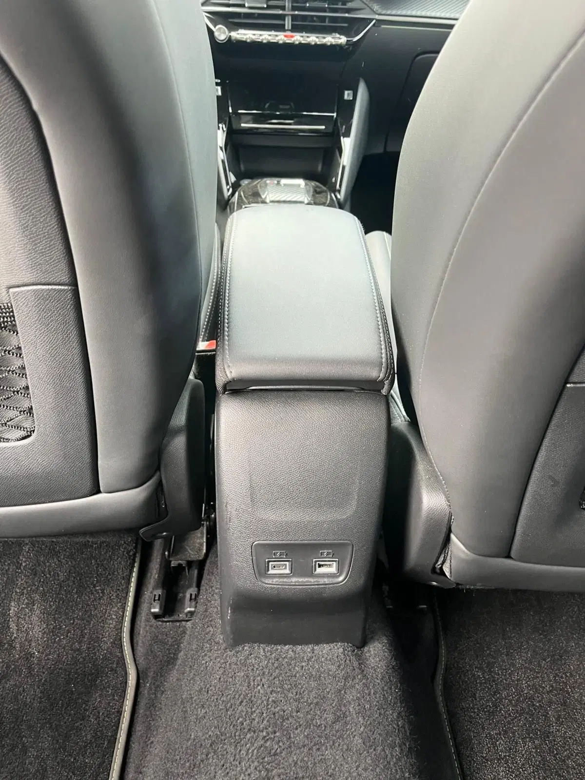 Peugeot 2008 usata a Milano (14)