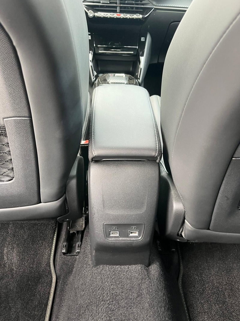 Peugeot 2008 usata a Milano (14)