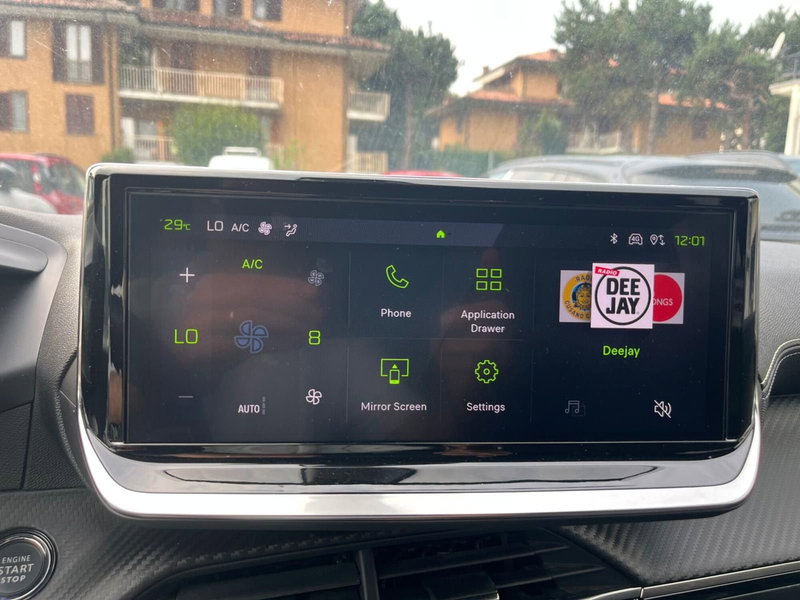 Peugeot 2008 usata a Milano (17)