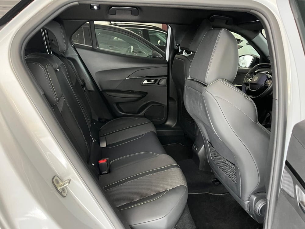 Peugeot 2008 usata a Milano (13)