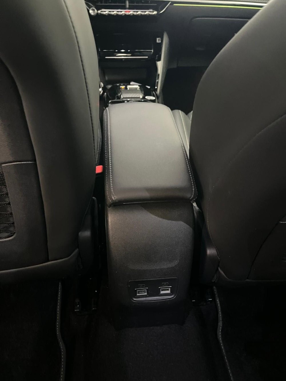 Peugeot 2008 usata a Milano (17)